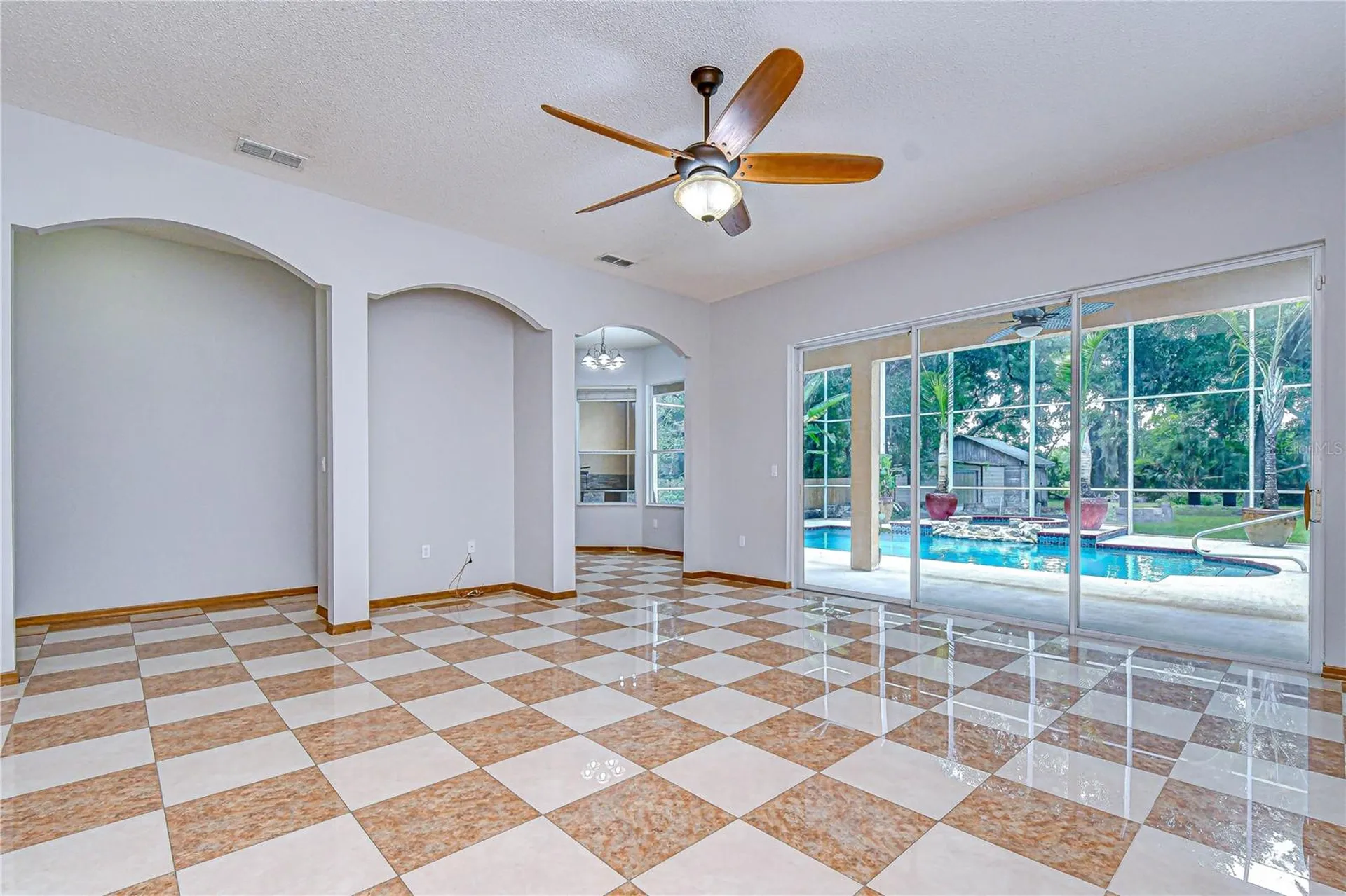 6213 Parkway Boulevard Land O Lakes FL 34639