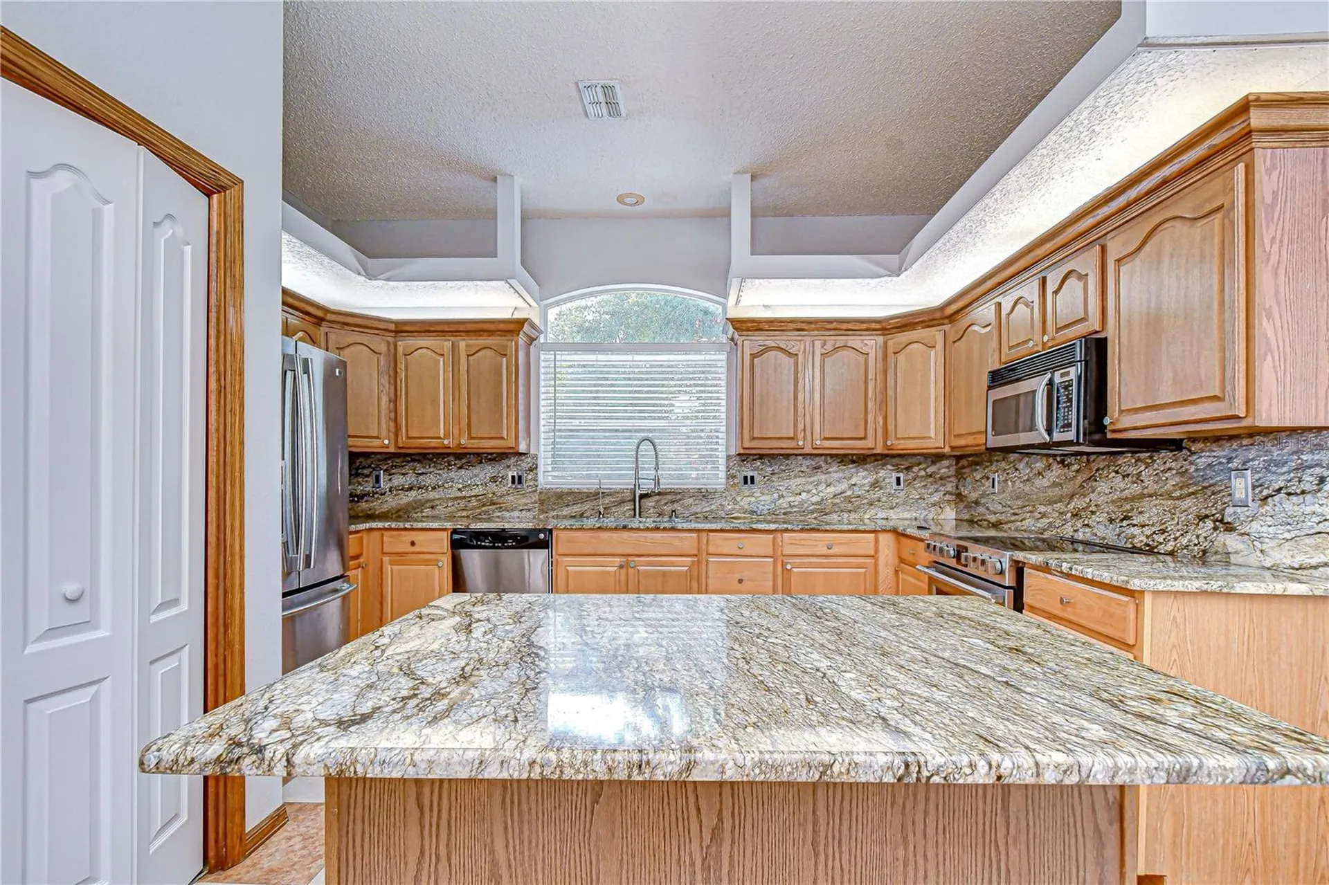 6213 Parkway Boulevard Land O Lakes FL 34639