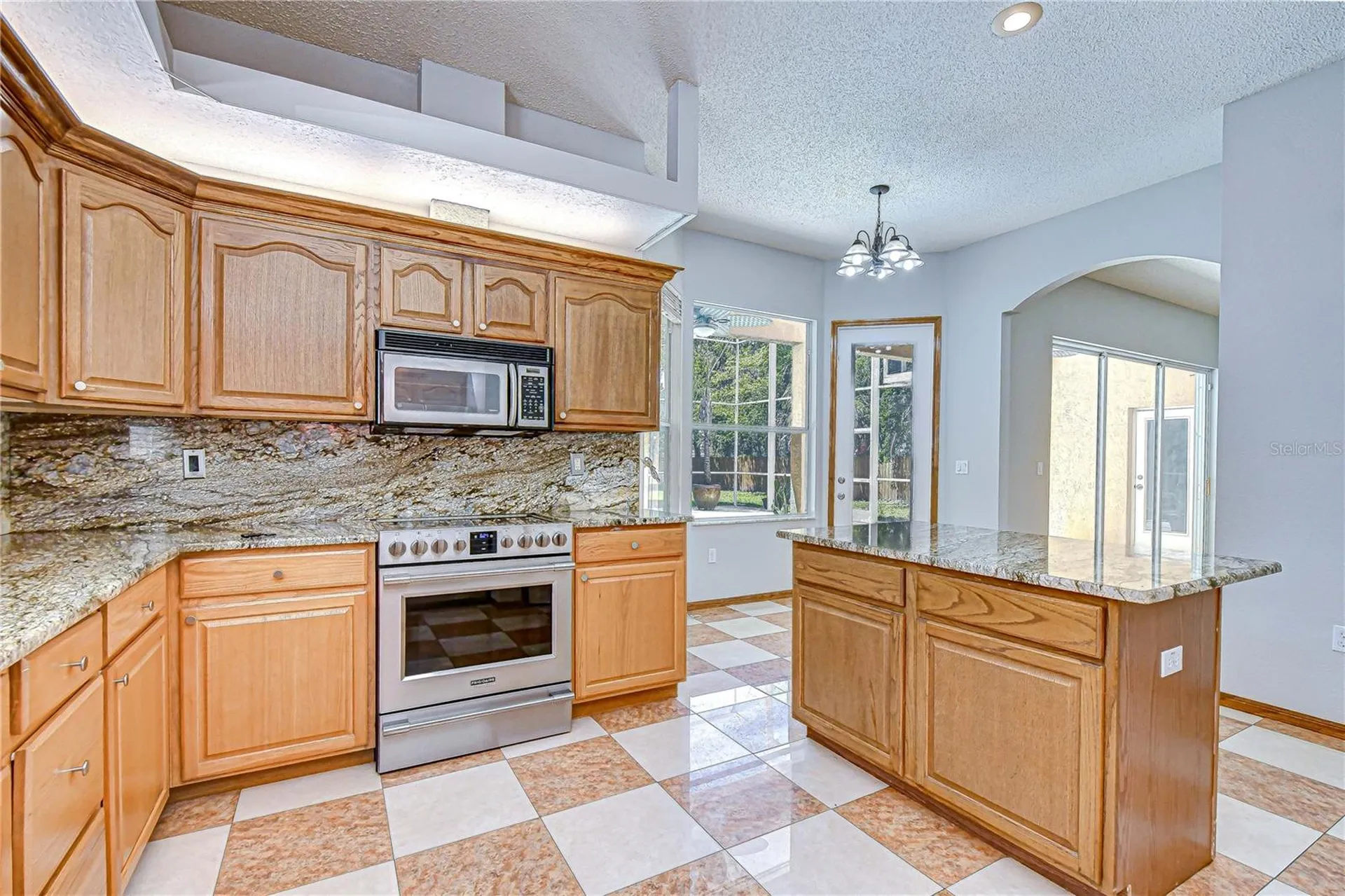 6213 Parkway Boulevard Land O Lakes FL 34639