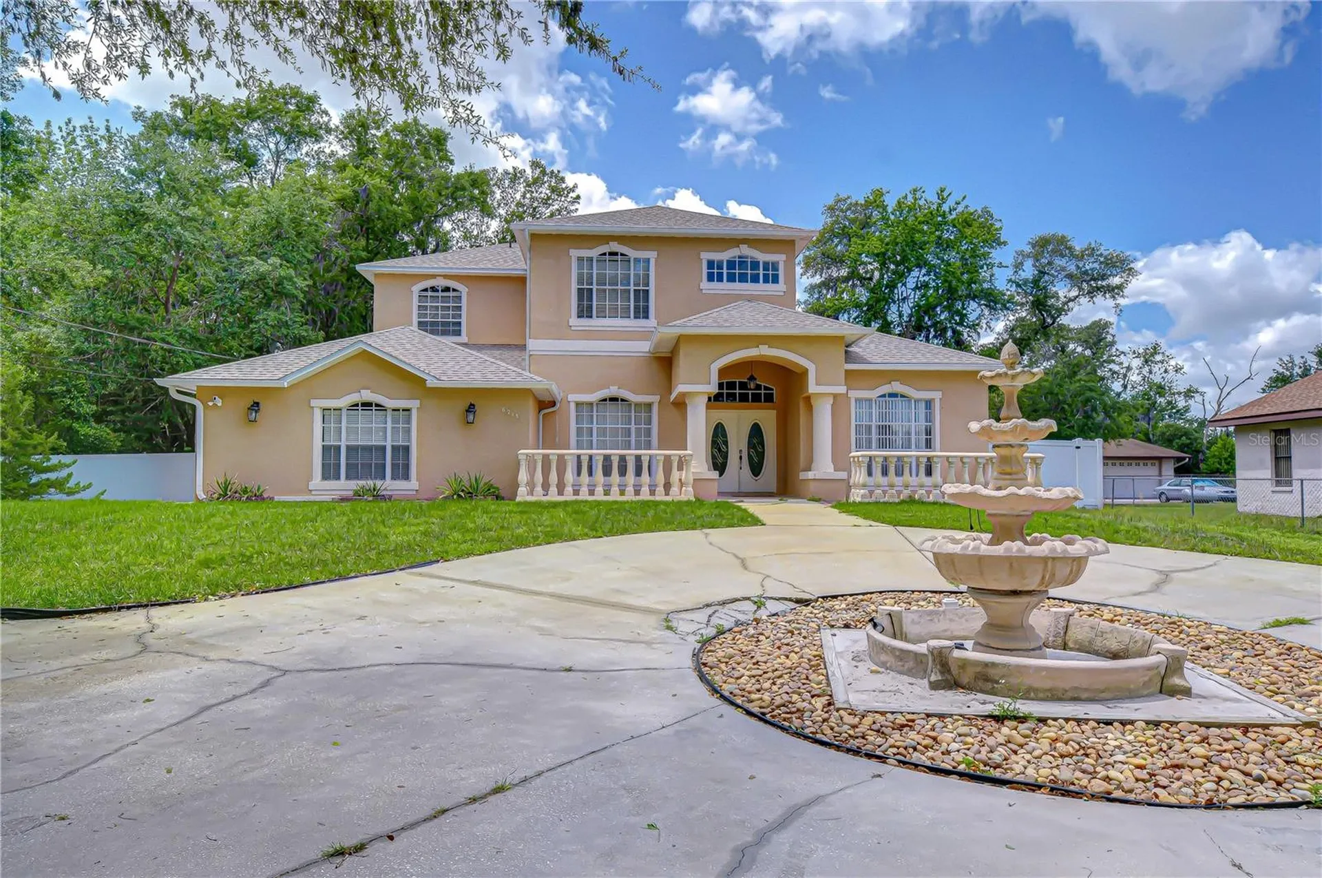 6213 Parkway Boulevard Land O Lakes FL 34639