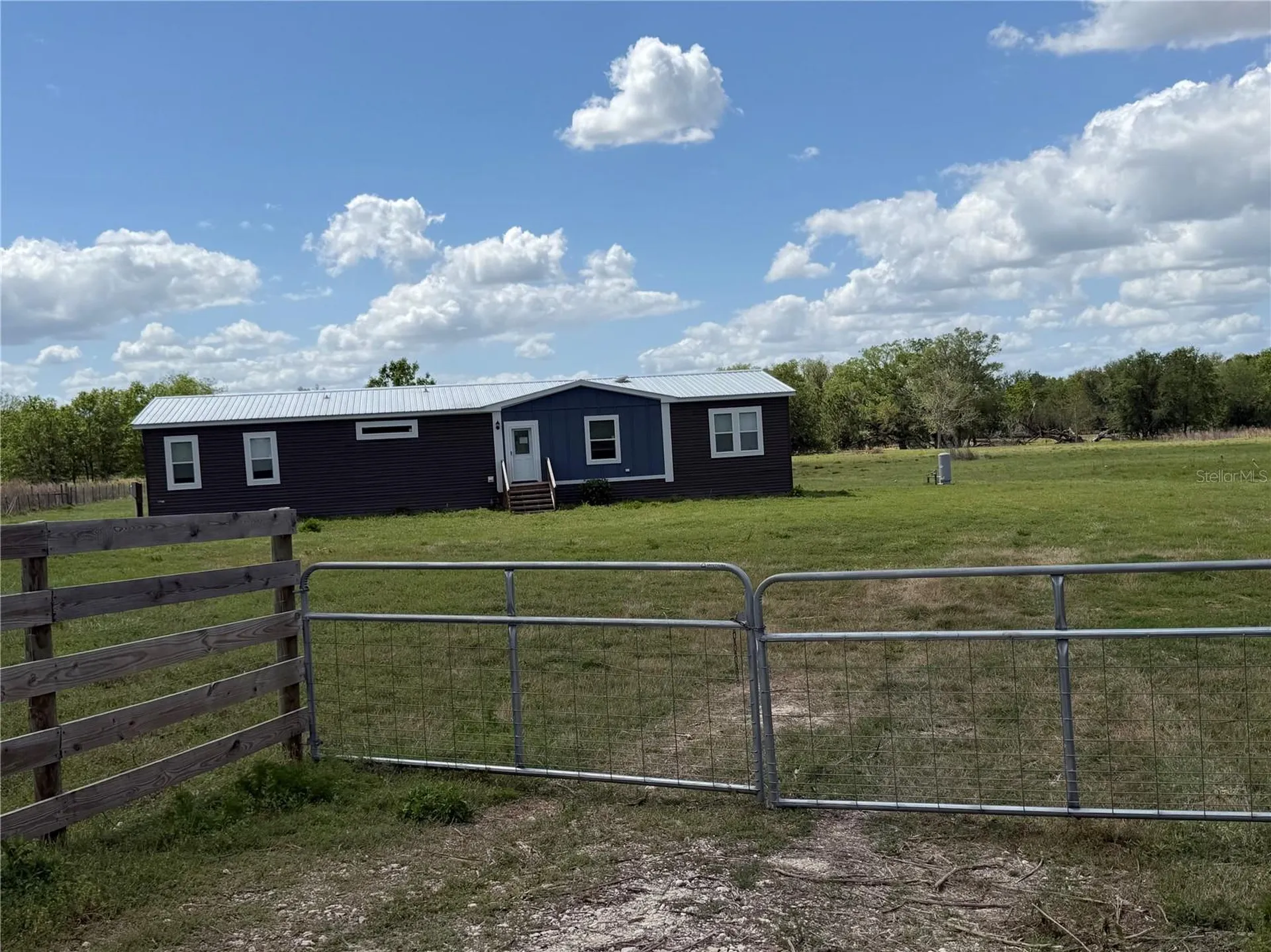 6895 139th Drive Live Oak FL 32060