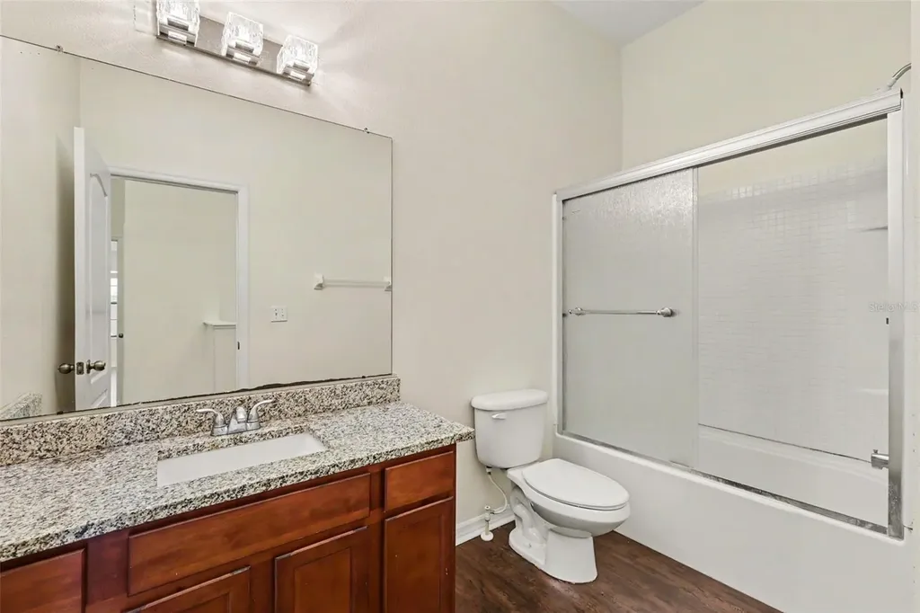 5520 Kinglethill Drive Lithia FL 33547