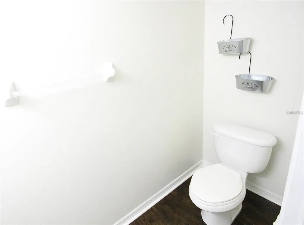 5520 Kinglethill Drive Lithia FL 33547