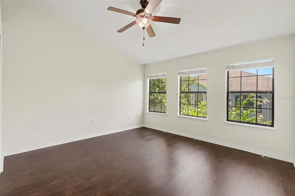 5520 Kinglethill Drive Lithia FL 33547