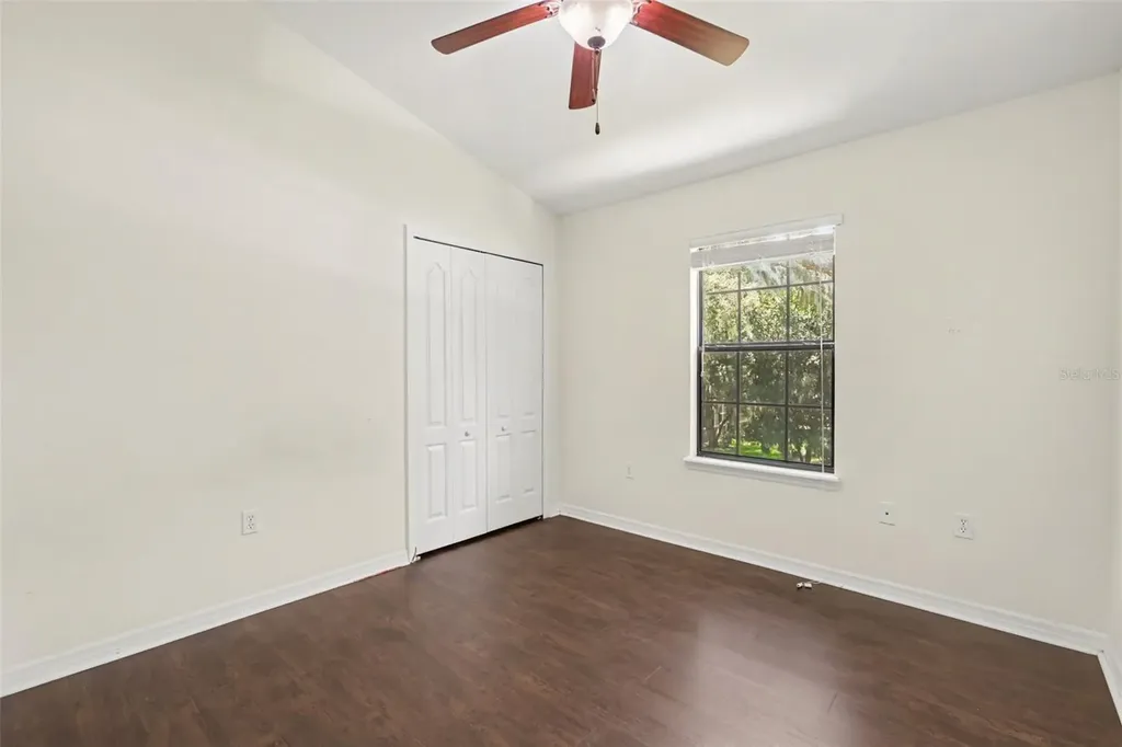 5520 Kinglethill Drive Lithia FL 33547