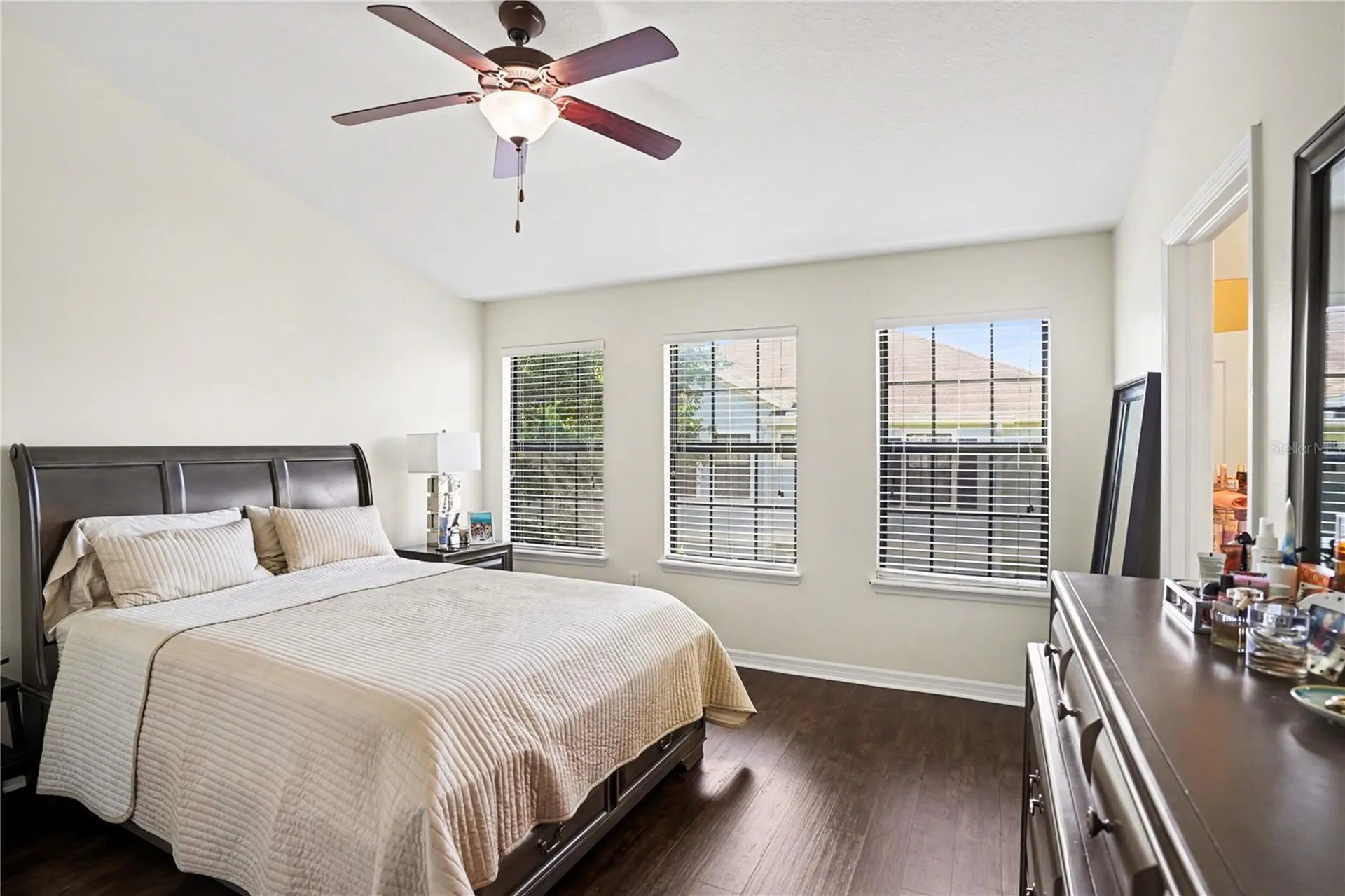 5520 Kinglethill Drive Lithia FL 33547