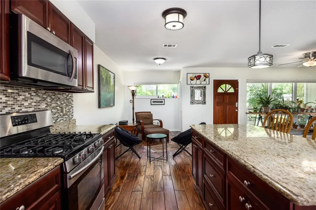 5016 NW 36th Street Gainesville FL 32605