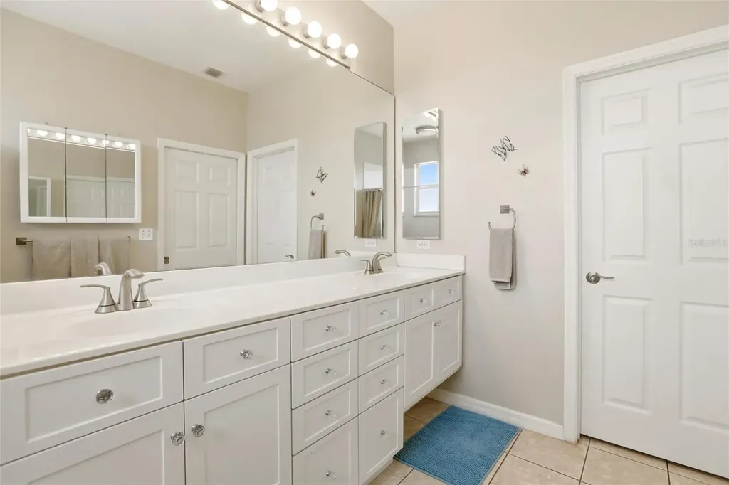 11198 Lakeland Circle Fort Myers FL 33913