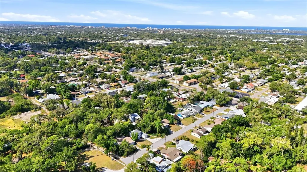 2852 Nassau Street Sarasota FL 34231