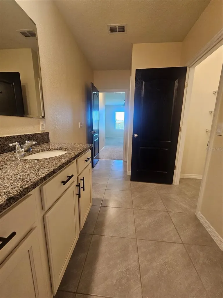 2853 Grandbury Grove Road Lakeland FL 33811