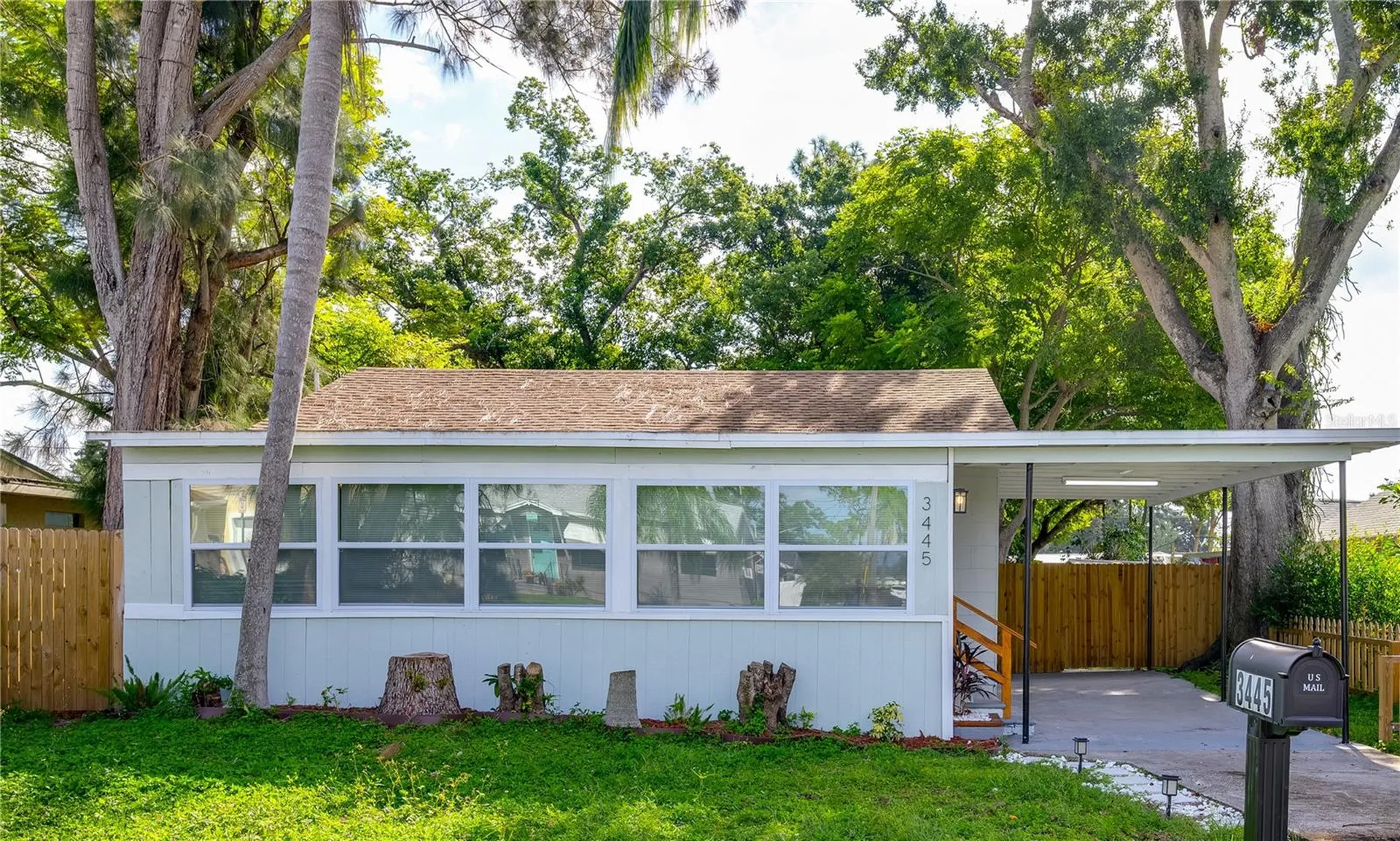 3445 40th Street N St Petersburg FL 33713