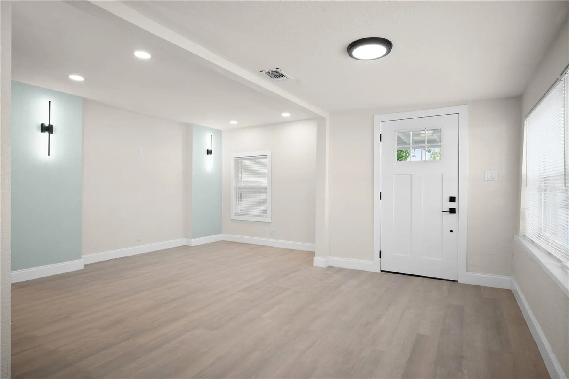 3445 40th Street N St Petersburg FL 33713