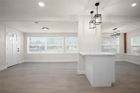 3445 40th Street N St Petersburg FL 33713