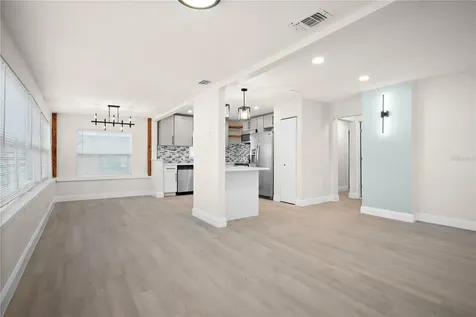 3445 40th Street N St Petersburg FL 33713