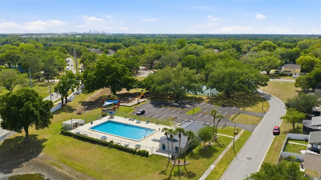 8522 Caladesi Island Drive Temple Terrace FL 33637