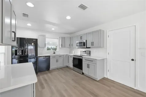 8522 Caladesi Island Drive Temple Terrace FL 33637