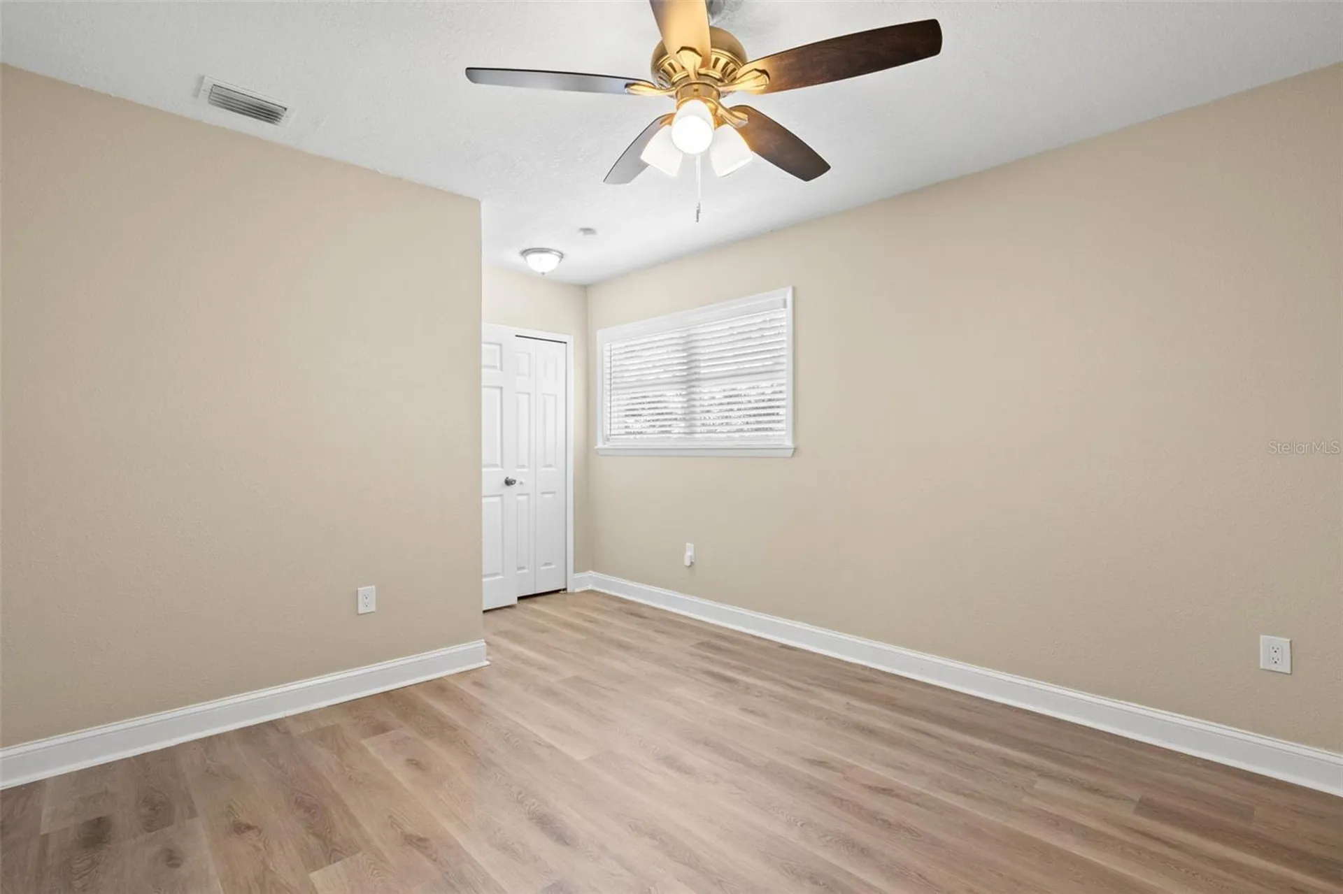 611 Pinewood Drive Dunedin FL 34698