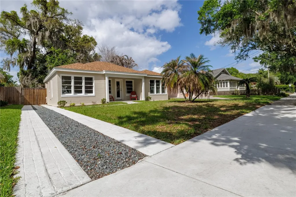 1209 E Washington Street Orlando FL 32801