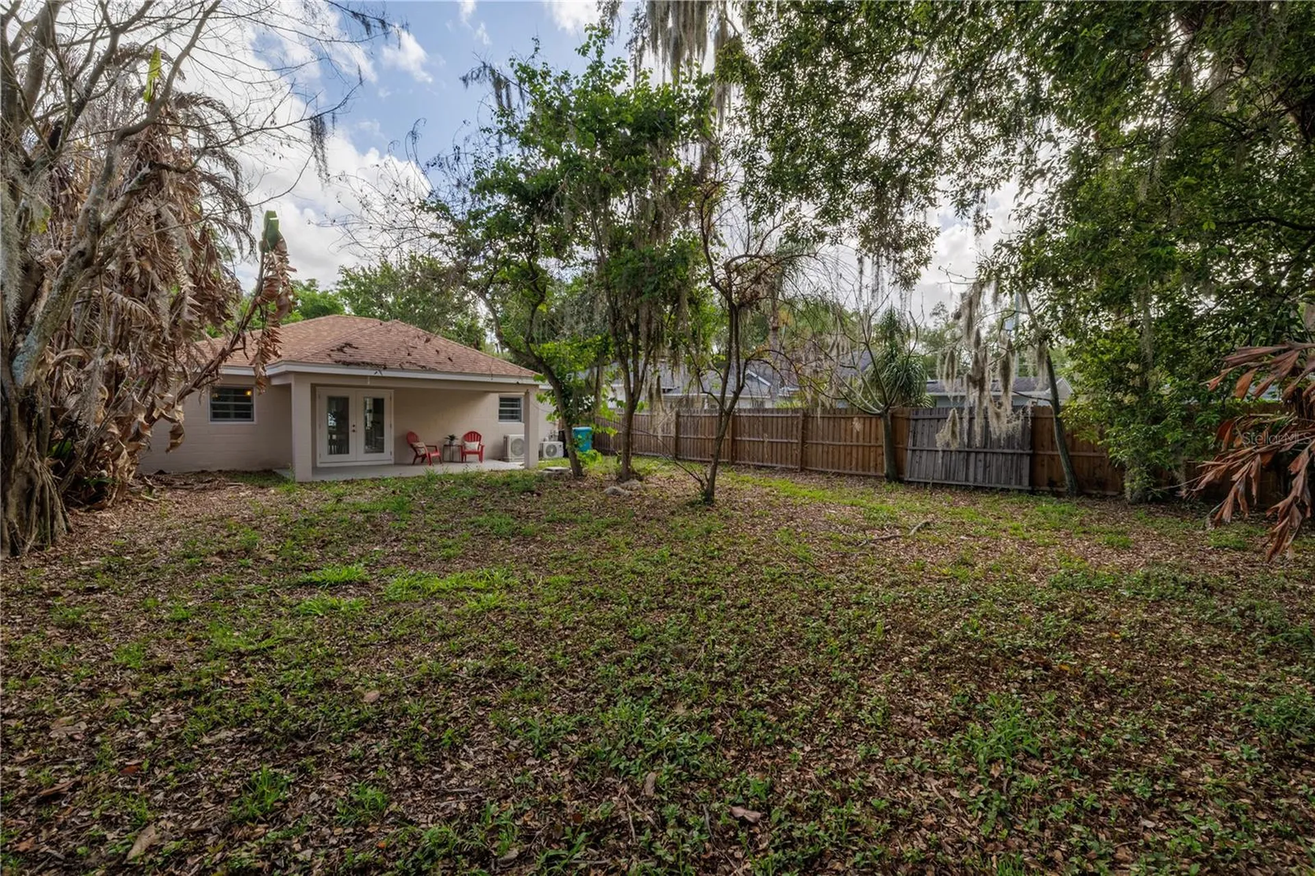 1209 E Washington Street Orlando FL 32801
