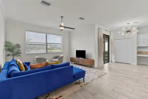 6542 Clairborne Lane Bradenton FL 34211