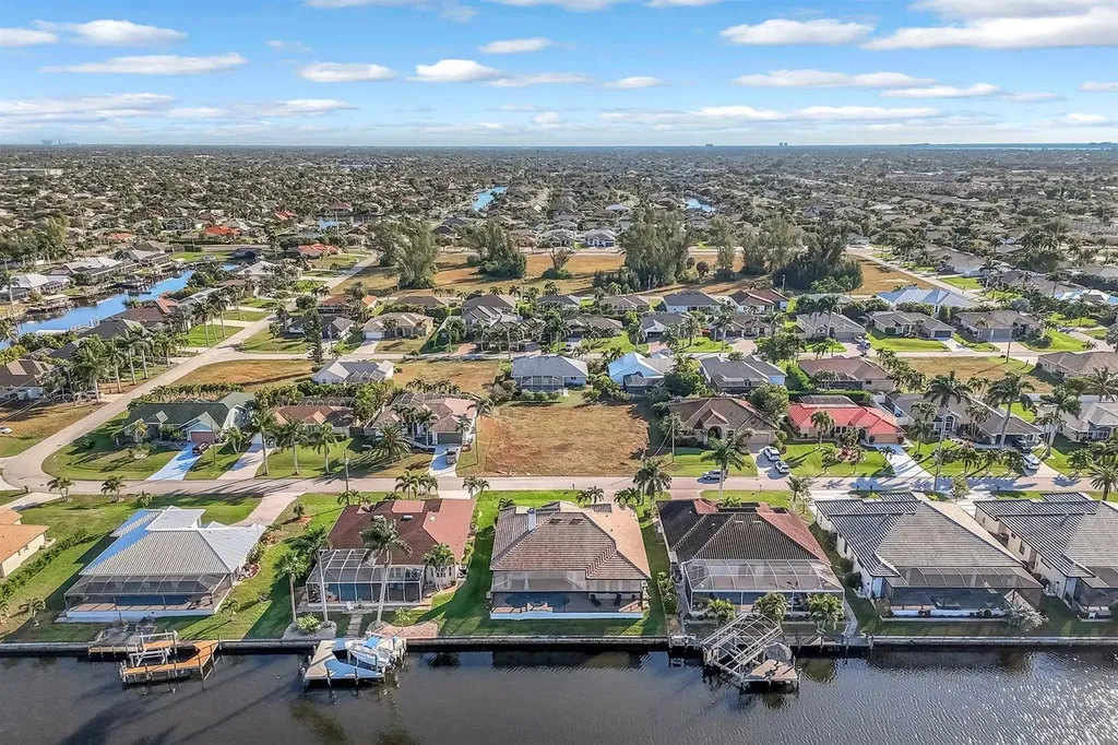4518 SW 22nd Place Cape Coral FL 33914