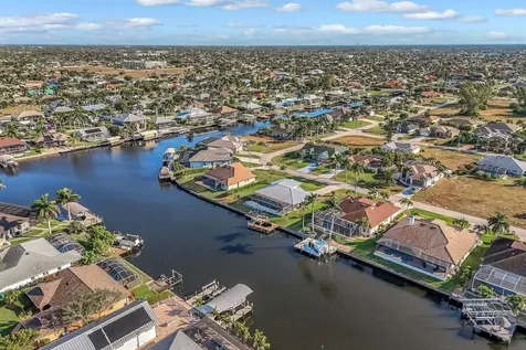 4518 SW 22nd Place Cape Coral FL 33914