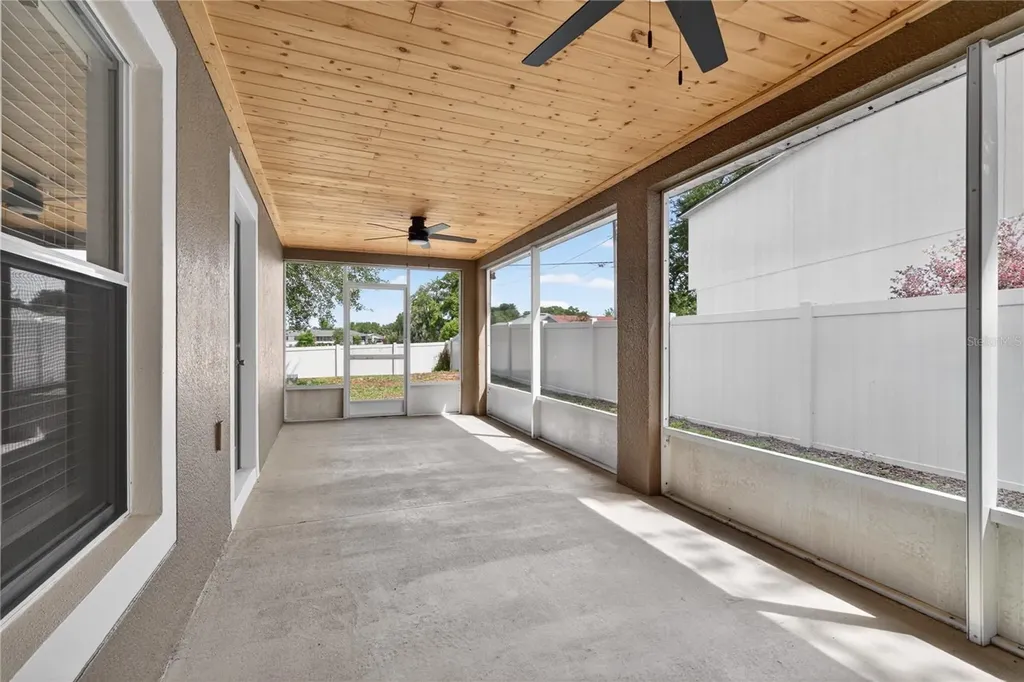 2209 Jennah Circle Eustis FL 32726