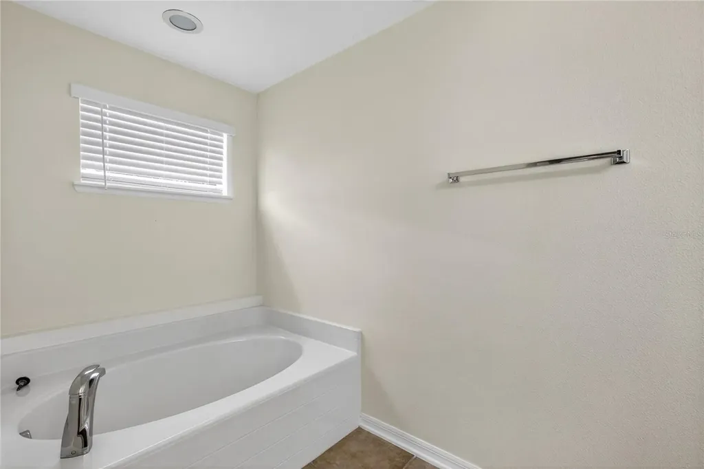 2209 Jennah Circle Eustis FL 32726