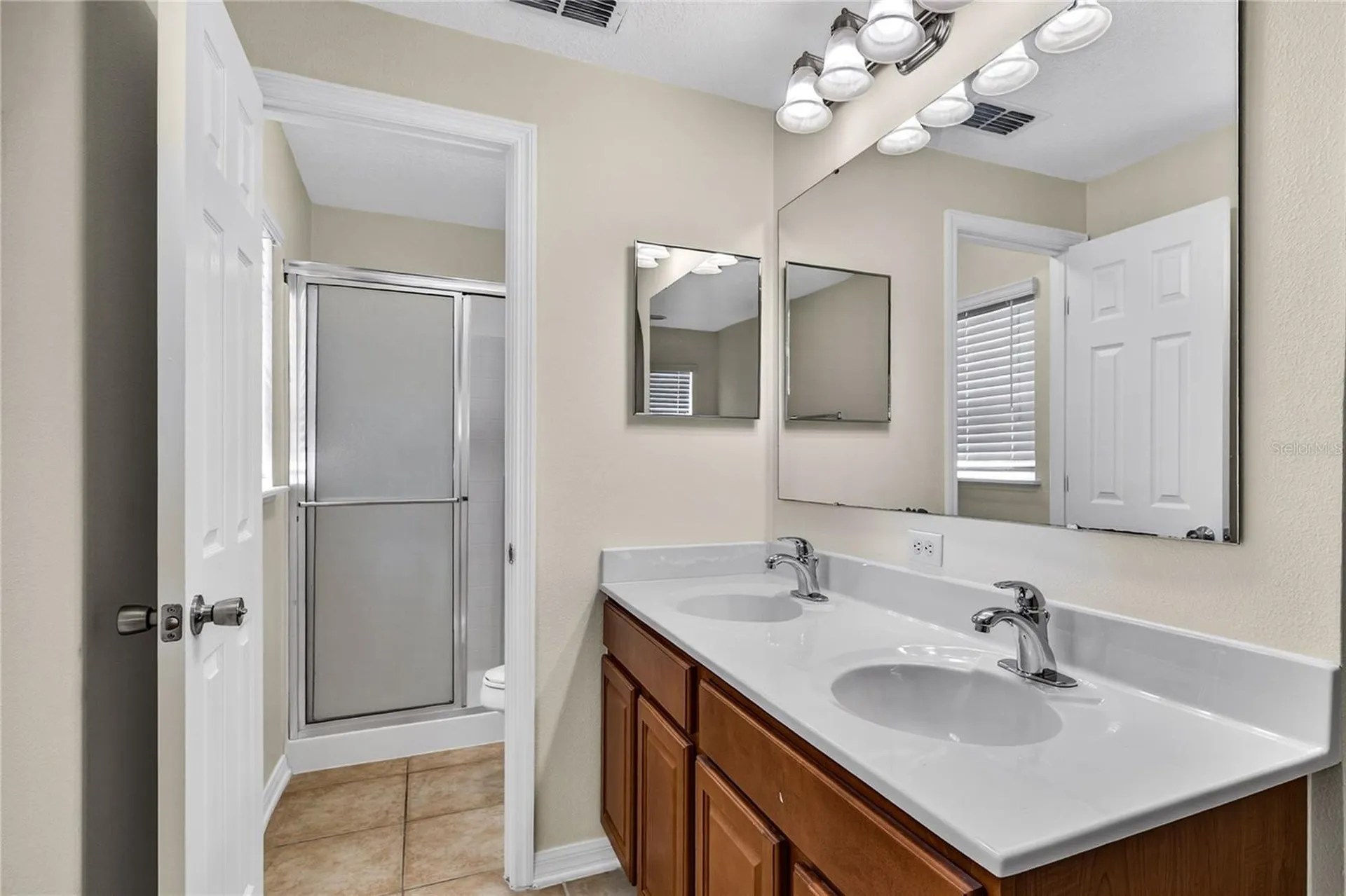 2209 Jennah Circle Eustis FL 32726