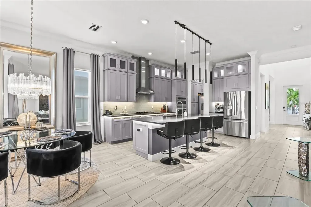 916 Seagrape Drive Ruskin FL 33570
