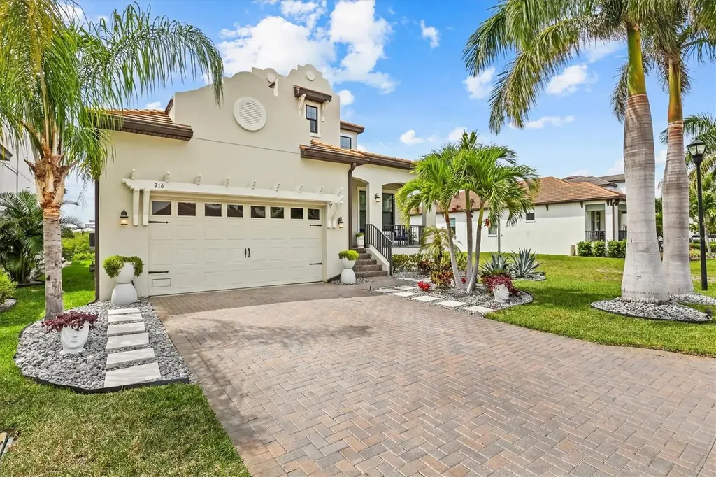 916 Seagrape Drive Ruskin FL 33570