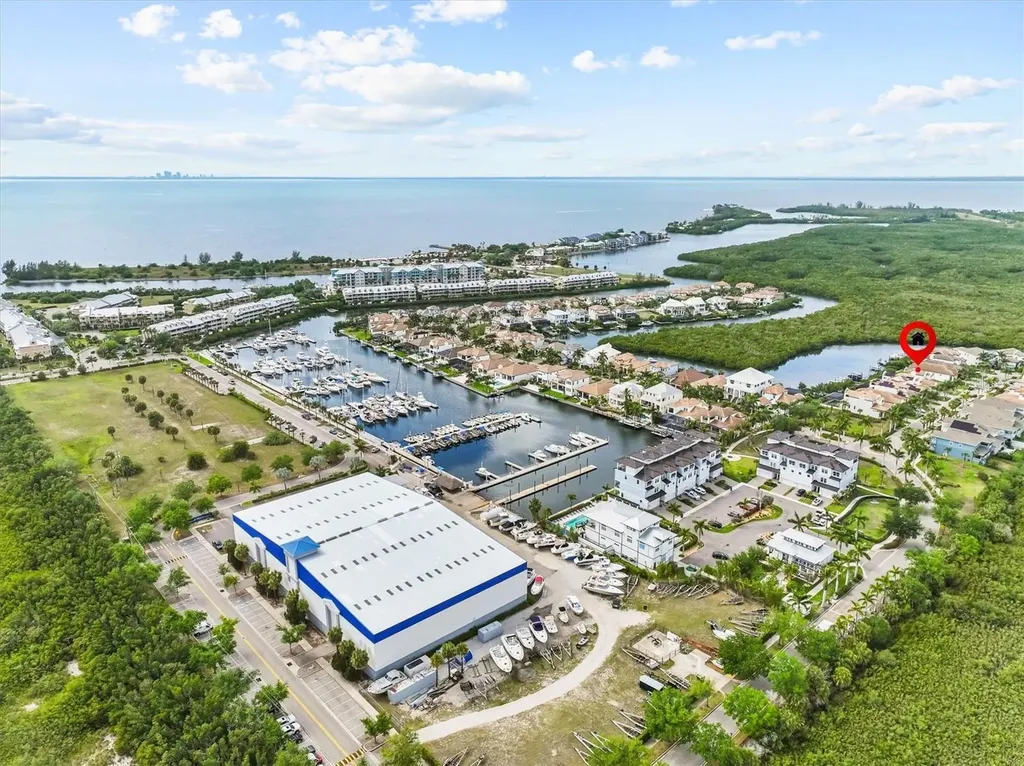 916 Seagrape Drive Ruskin FL 33570