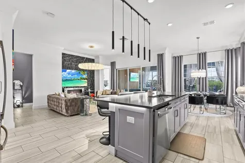 916 Seagrape Drive Ruskin FL 33570