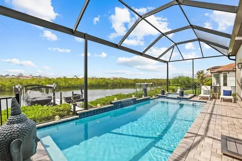 916 Seagrape Drive Ruskin FL 33570