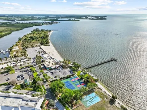 916 Seagrape Drive Ruskin FL 33570