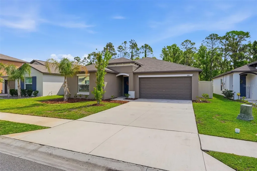 1681 Red Loop Lakeland FL 33801