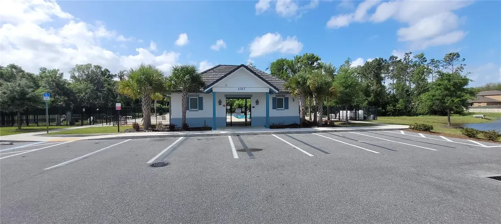 1681 Red Loop Lakeland FL 33801