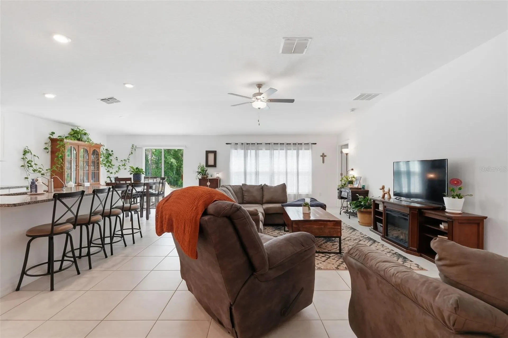 1681 Red Loop Lakeland FL 33801