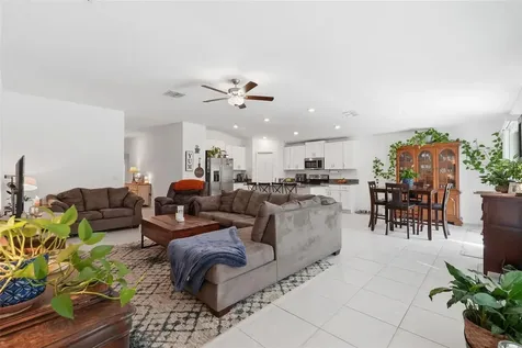 1681 Red Loop Lakeland FL 33801