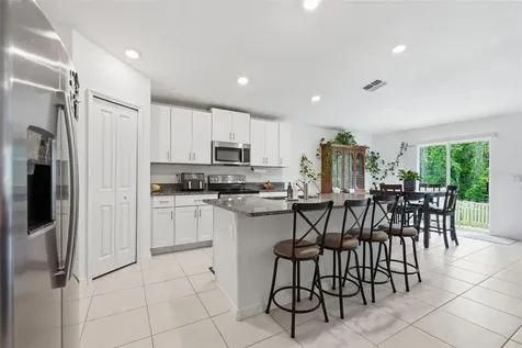 1681 Red Loop Lakeland FL 33801