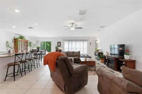 1681 Red Loop Lakeland FL 33801