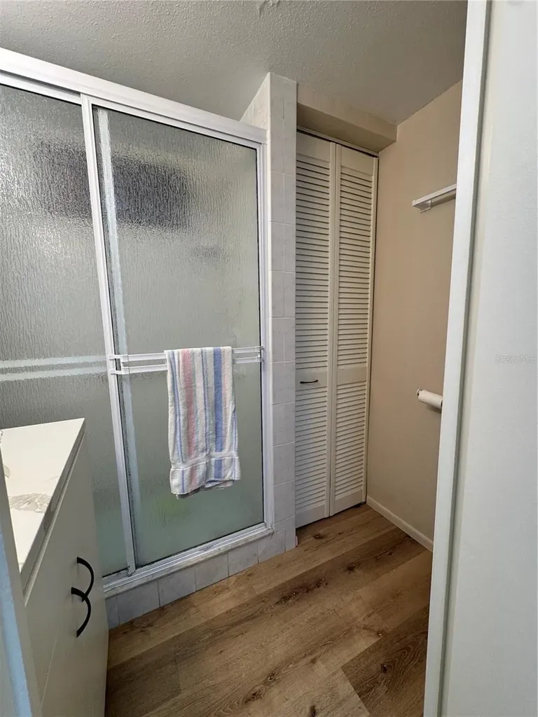 8 6th Street Bradenton FL 34210