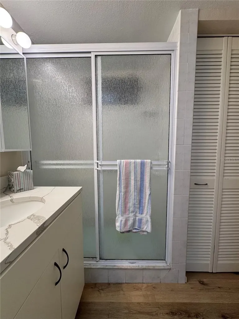 8 6th Street Bradenton FL 34210