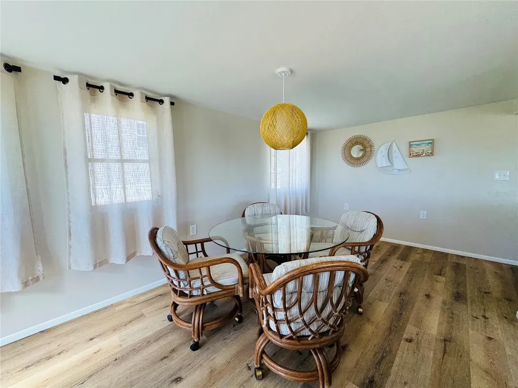 8 6th Street Bradenton FL 34210