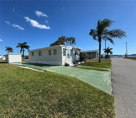 8 6th Street Bradenton FL 34210