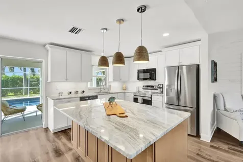 2720 SW 32nd Street Cape Coral FL 33914