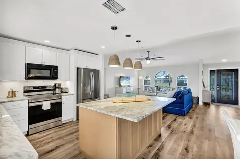 2720 SW 32nd Street Cape Coral FL 33914