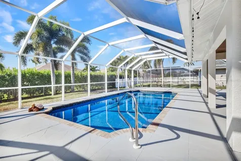 2720 SW 32nd Street Cape Coral FL 33914