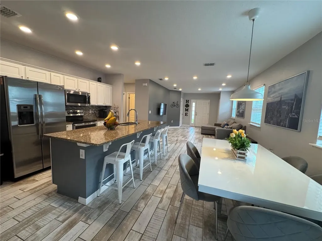 118 Hurst Court Deland FL 32724