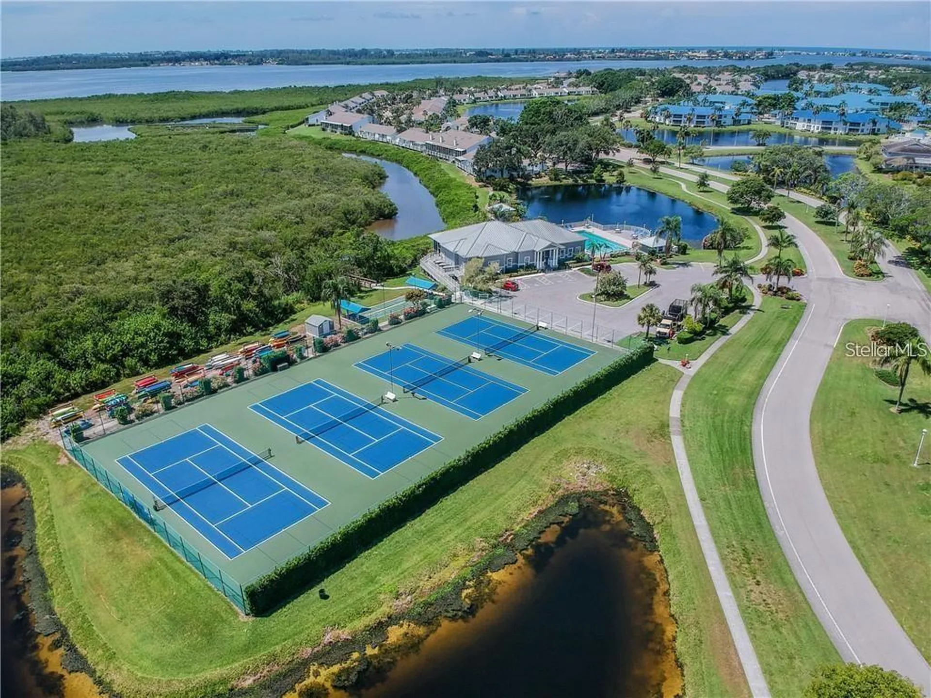1288 Spoonbill Landings Circle Bradenton FL 34209